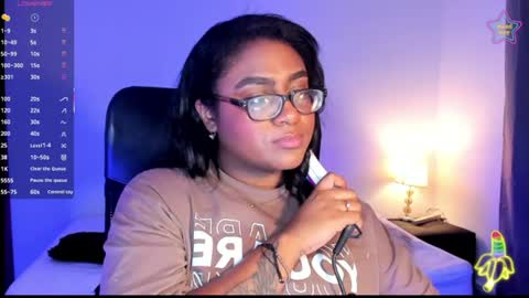 ebony__queen2 online show from 06/25/26, 08:02