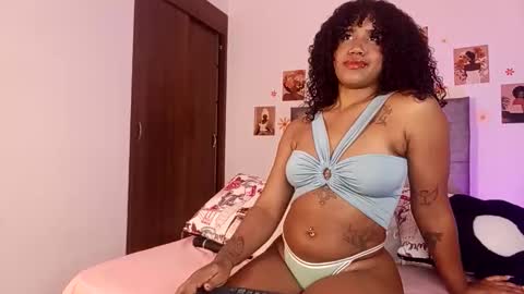 Snapshot of ebony_af chatting on 05/26/26, 01:45 ebony_af online show from 05/26/26, 01:45
