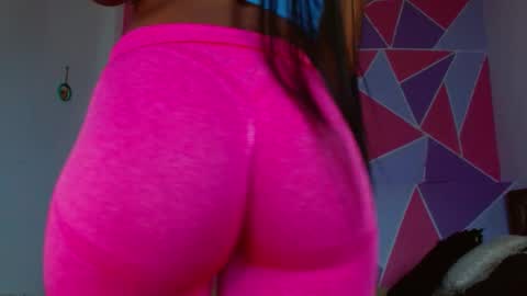 Snapshot of ebony_alika chatting on 12/24/24, 12:55 Alika Ashanti online show from 12/24/24, 12:55