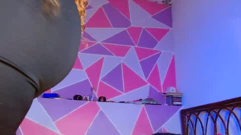 Alika Ashanti online show from 05/12/26, 05:10