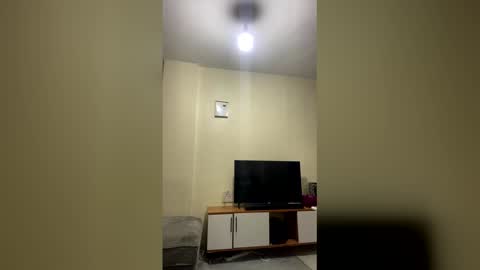 Snapshot of ebony_ana chatting on 01/08/26, 01:13 ana online show from 01/08/26, 01:13