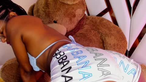 Snapshot of ebony_beautifull chatting on 01/03/25, 04:55 Luci online show from 01/03/25, 04:55