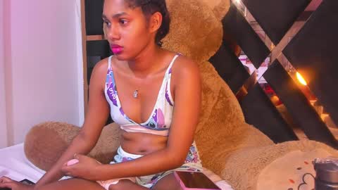 Snapshot of ebony_beautifull chatting on 03/02/25, 02:41 Luci online show from 03/02/25, 02:41