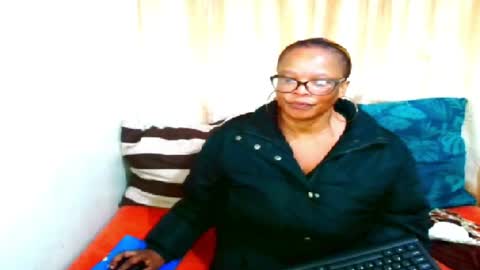 Snapshot of ebony_bloom69 chatting on 08/03/26, 04:44 ebony_bloom69 online show from 08/03/26, 04:44