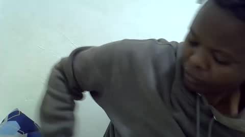 ebony_cuttey30 online show from 05/04/26, 06:15