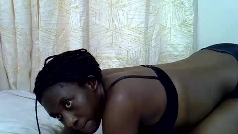 Snapshot of ebony_dessy chatting on 05/07/26, 10:09 Desire online show from 05/07/26, 10:09