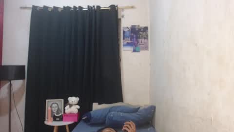 BEA DONT FORGET TO FOLLOW ME online show from 02/26/25, 01:43