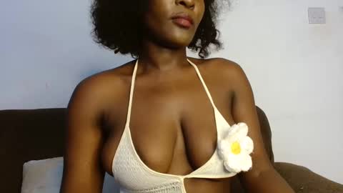 ebony online show from 10/07/25, 07:22