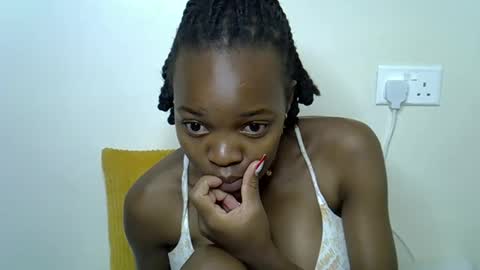 Snapshot of ebony_j chatting on 05/09/26, 07:57 ebony_j online show from 05/09/26, 07:57