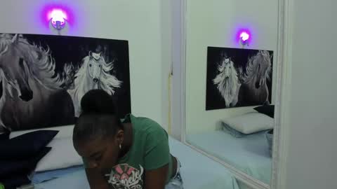 ebony_katterin online show from 01/20/25, 07:35