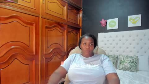 Snapshot of ebony_katterin chatting on 05/04/26, 03:19 ebony_katterin online show from 05/04/26, 03:19