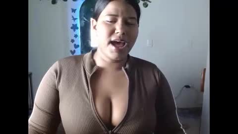 ebony_luna1 online show from 02/15/26, 02:25