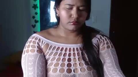 ebony_luna1 online show from 06/22/26, 08:39