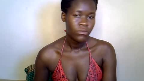 ebony_lynne online show from 06/18/26, 09:52