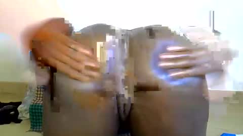 ebony_lynne online show from 06/20/26, 10:56