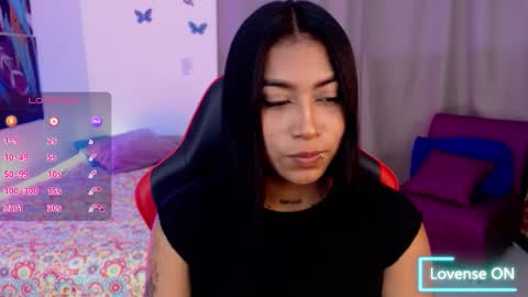 Snapshot of ebony_moon1 chatting on 10/17/25, 02:08 moon online show from 10/17/25, 02:08