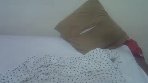 Snapshot of ebony_pearl59 chatting on 06/05/26, 10:04 ebony_pearl59 online show from 06/05/26, 10:04
