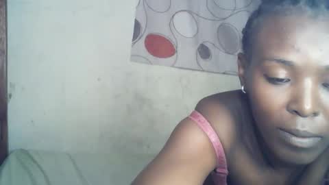 ebony_phoenix12 online show from 10/09/25, 06:50