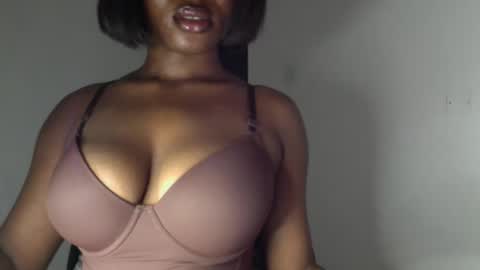 delilah online show from 03/29/26, 04:45