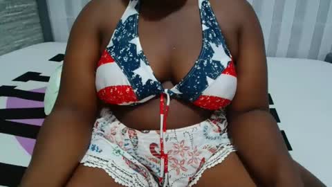 Snapshot of ebony_sabrina chatting on 04/01/26, 07:53 Sabrina online show from 04/01/26, 07:53