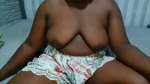 Snapshot of ebony_sabrina chatting on 04/30/26, 09:26 Sabrina online show from 04/30/26, 09:26