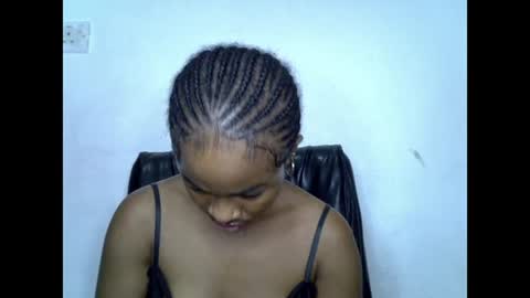 Snapshot of ebony_slimgirl0 chatting on 06/11/26, 07:01 Lilly online show from 06/11/26, 07:01