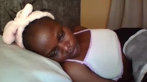 tasha online show from 09/25/25, 02:43