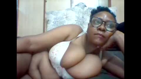 Snapshot of ebonybussy chatting on 01/26/25, 10:34 MAMITO online show from 01/26/25, 10:34