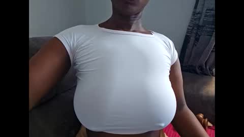 Snapshot of ebonycandymelani chatting on 11/22/25, 11:20 Ebony Melanie online show from 11/22/25, 11:20