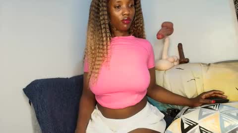 Ebony Melanie online show from 05/07/26, 10:37