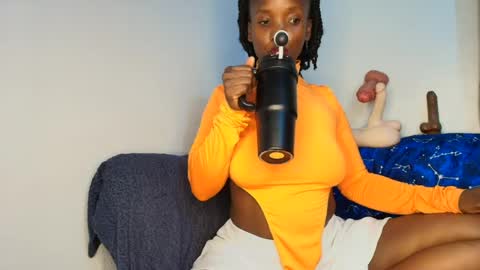 Ebony Melanie online show from 06/25/26, 09:52