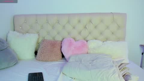 Queen Ebony online show from 12/14/24, 09:56