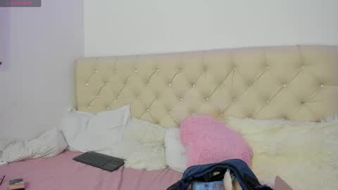 Queen Ebony online show from 04/30/26, 08:57