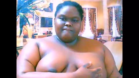 ebonyhotbuns4u2luv online show from 09/17/25, 10:00