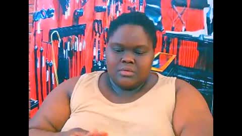 ebonyhotbuns4u2luv online show from 10/28/25, 11:03