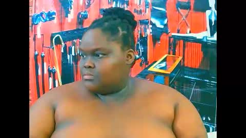 ebonyhotbuns4u2luv online show from 11/14/25, 11:02