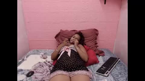 ebonykel online show from 12/15/25, 11:25