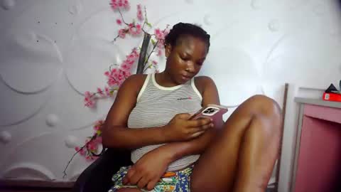 Snapshot of ebonykissxx chatting on 06/10/26, 10:03 ebonykissxx online show from 06/10/26, 10:03