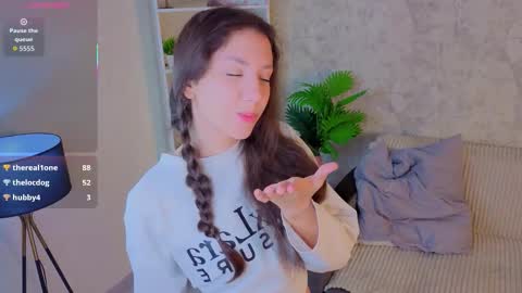 Milly online show from 11/26/25, 03:29