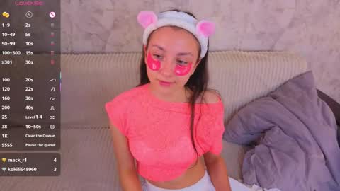 Snapshot of ebonyleibenstein chatting on 01/16/26, 04:05 Milly online show from 01/16/26, 04:05