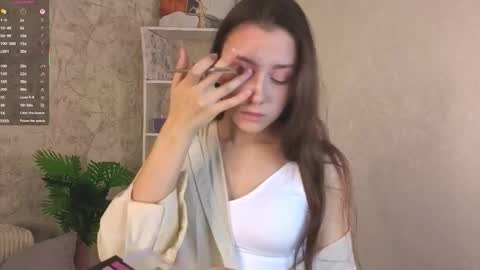 Snapshot of ebonyleibenstein chatting on 02/12/26, 03:34 Milly online show from 02/12/26, 03:34