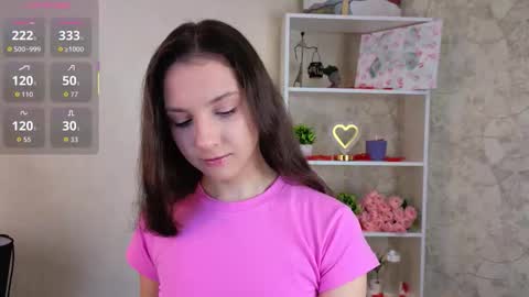 Snapshot of ebonyleibenstein chatting on 03/28/26, 03:17 Milly online show from 03/28/26, 03:17