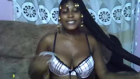 pretty online show from 05/13/26, 10:49