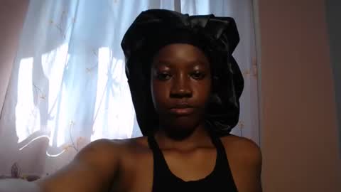 Snapshot of ebonysmiles00 chatting on 05/30/26, 12:02 ebonysmiles00 online show from 05/30/26, 12:02
