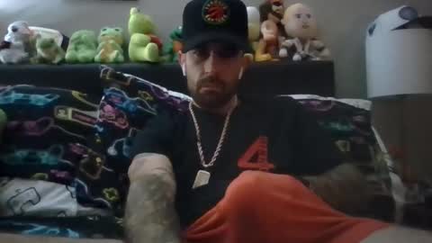 ecko2012 online show from 10/29/25, 01:41