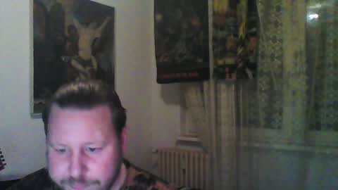 Snapshot of eda666 chatting on 02/05/25, 06:37 Edward online show from 02/05/25, 06:37