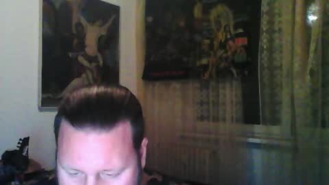 Snapshot of eda666 chatting on 10/01/25, 05:52 Edward online show from 10/01/25, 05:52