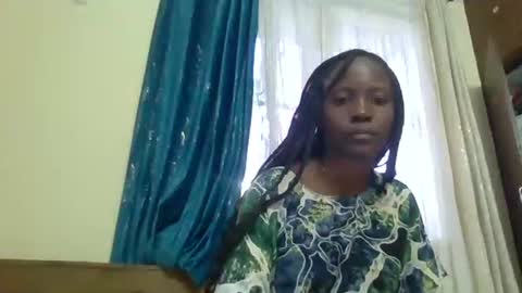 Snapshot of edakiss chatting on 12/16/25, 03:06 edakiss online show from 12/16/25, 03:06