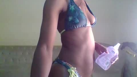 Snapshot of edakiss chatting on 01/15/26, 10:46 edakiss online show from 01/15/26, 10:46