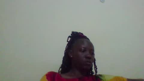 Snapshot of edakiss chatting on 05/26/26, 01:45 edakiss online show from 05/26/26, 01:45
